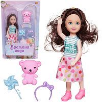 Кукла ABtoys Времена года 15 с темными волосами с медвежонком