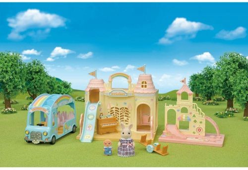 Подарочный набор Sylvanian Families Игровая площадка Детский замок 5670