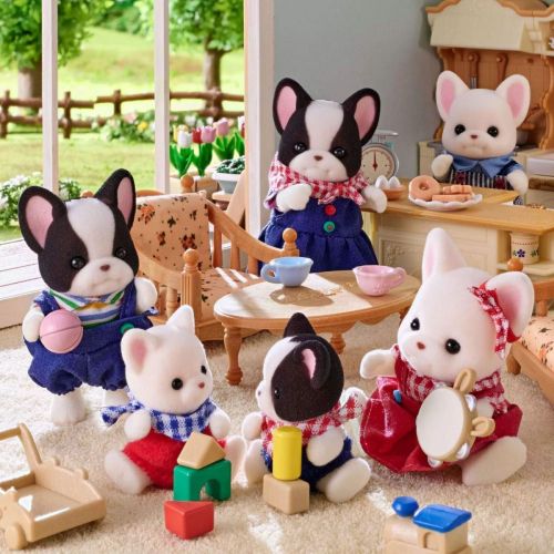 Набор фигурок Sylvanian Families Семья Французских бульдогов 2160 фото 3