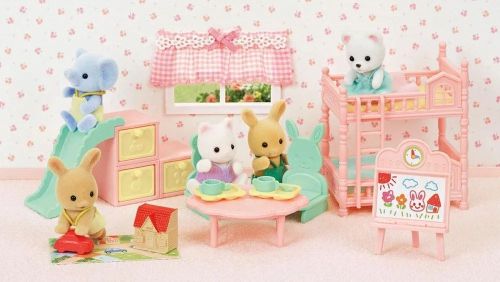 Игровой набор Sylvanian Families Детская игровая комната 5397 фото 4